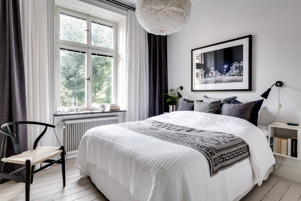 A cozy bedroom.