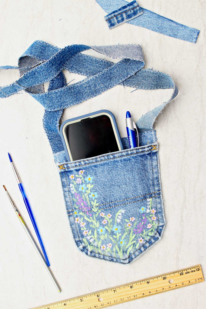 A pocket purse.