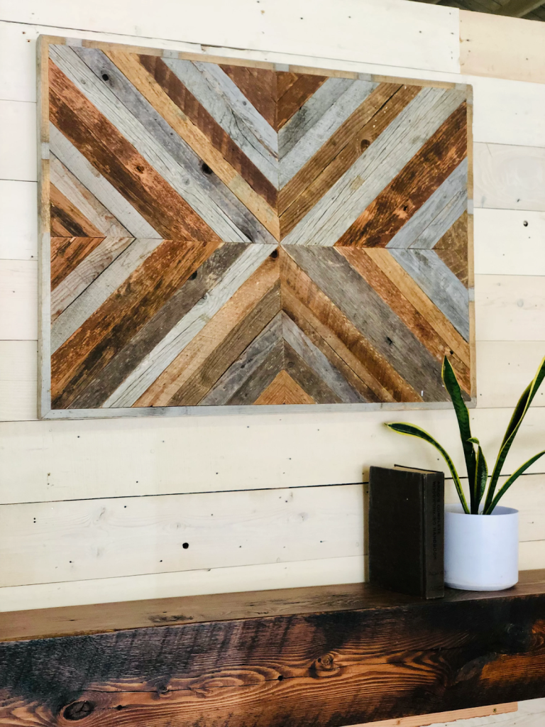 Chevron wall art from pallet wood